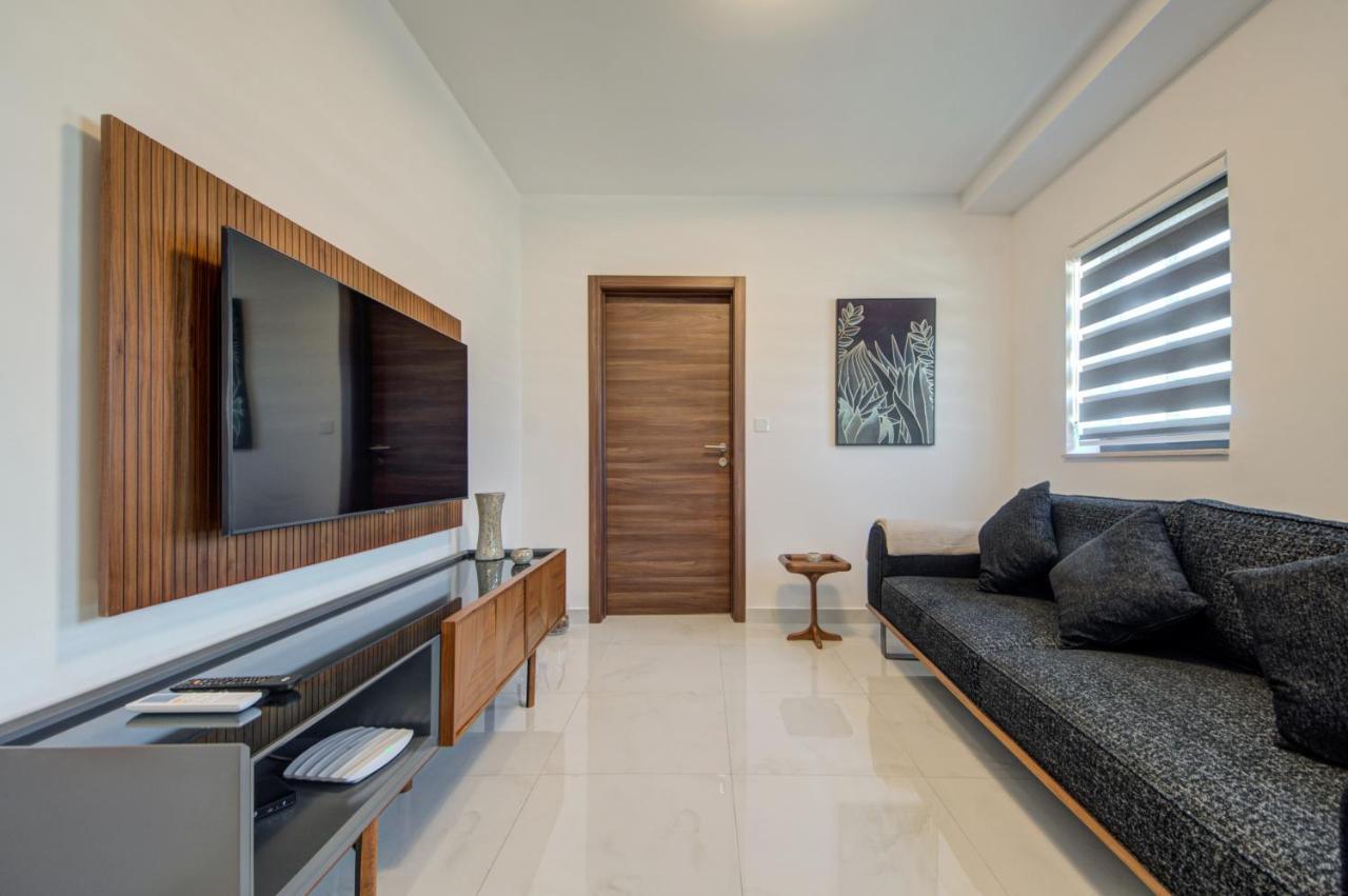 Central Apartments *
